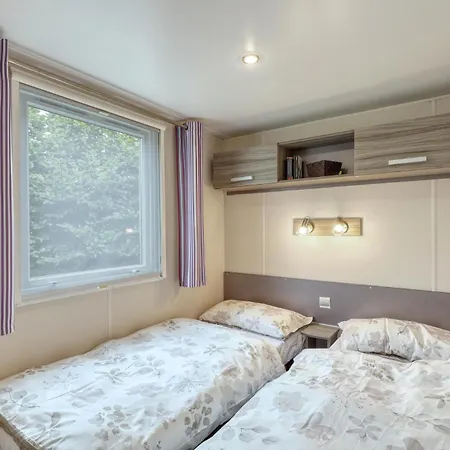 Lovely Stacaravan In 3* Irrhausen