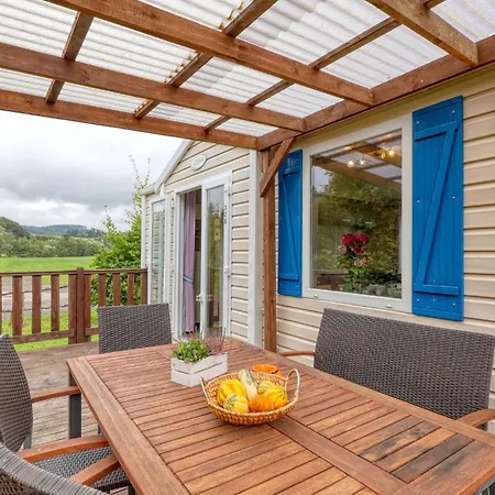 Lovely Stacaravan In Kemping Irrhausen